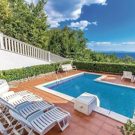 Holiday House In With Sea View Terrace Air Conditioning Wi Fi *