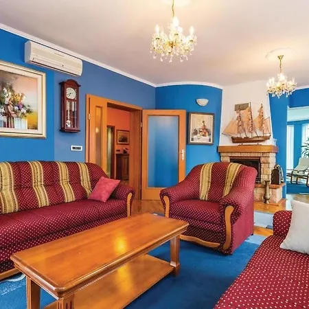 Holiday House In With Sea View Terrace Air Conditioning Wi Fi *